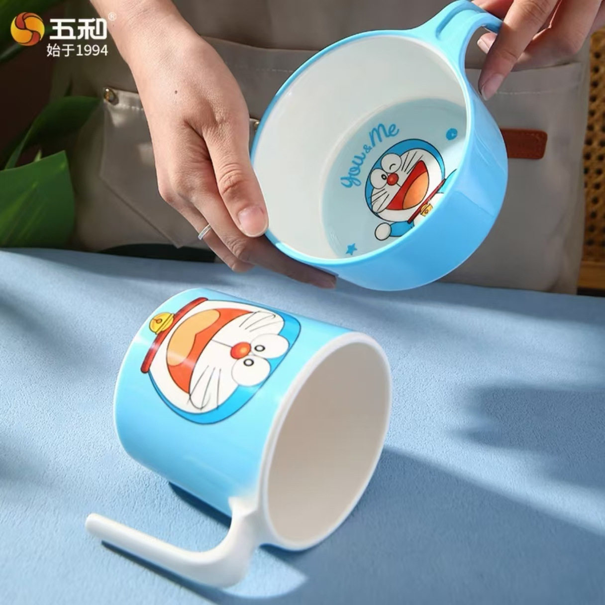 五和哆啦A梦单柄碗